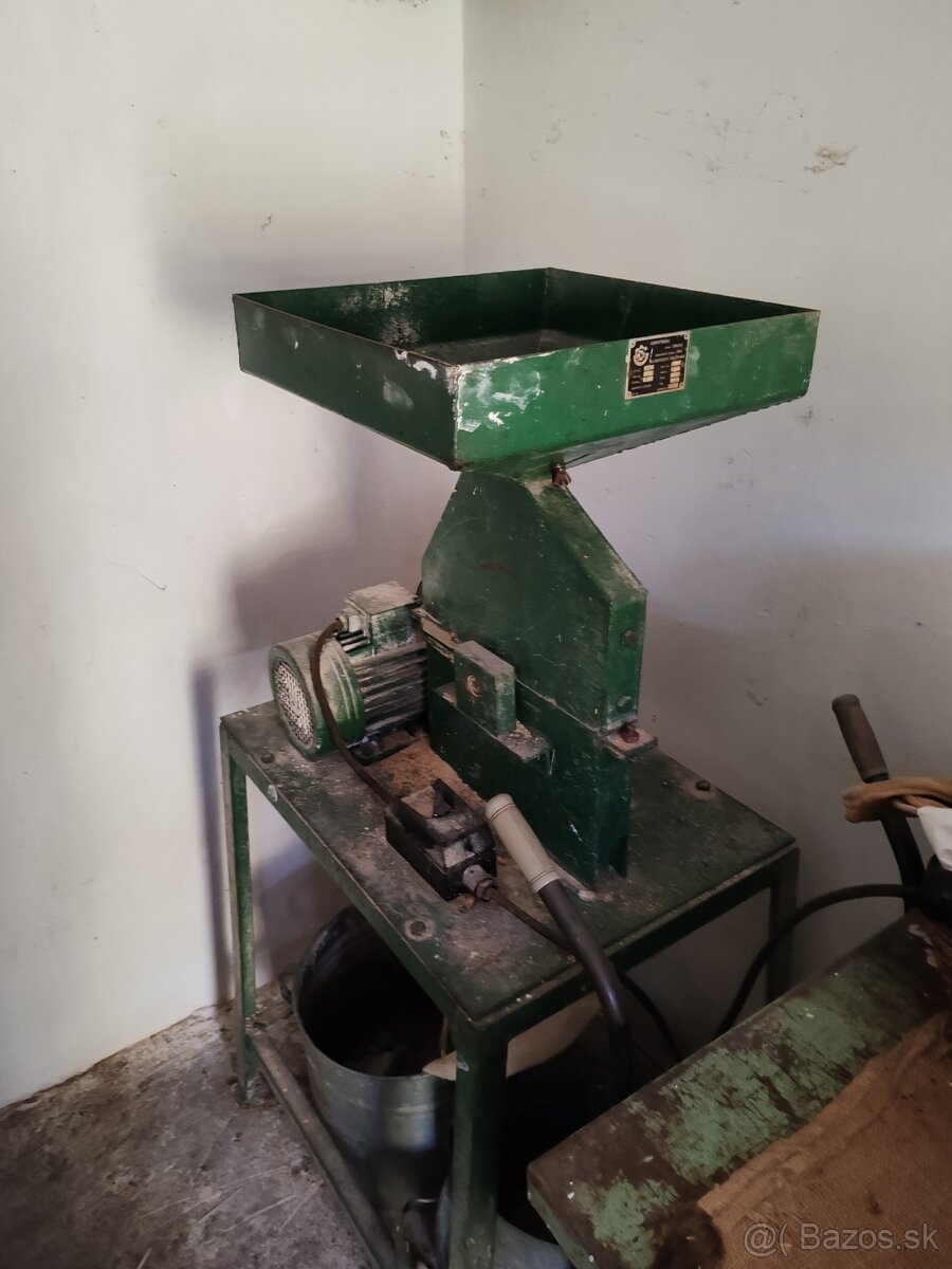 Predám šrotovník obilia