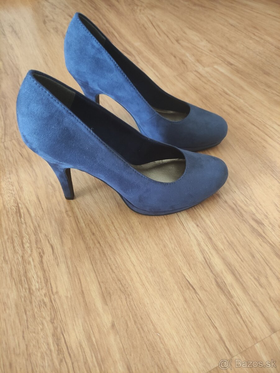 Dámske poltopánky v. 38, nové