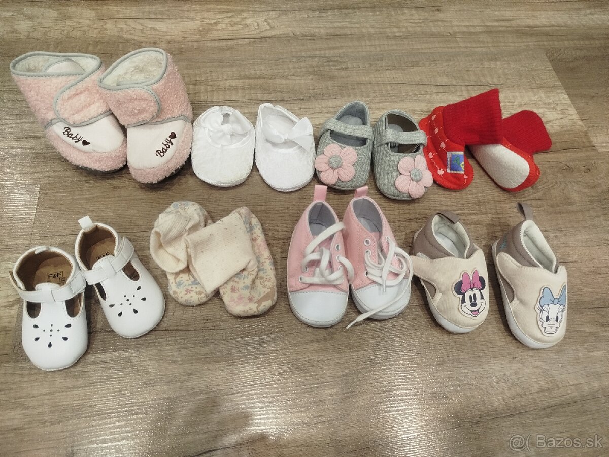 Darujem papučky pre dieťa