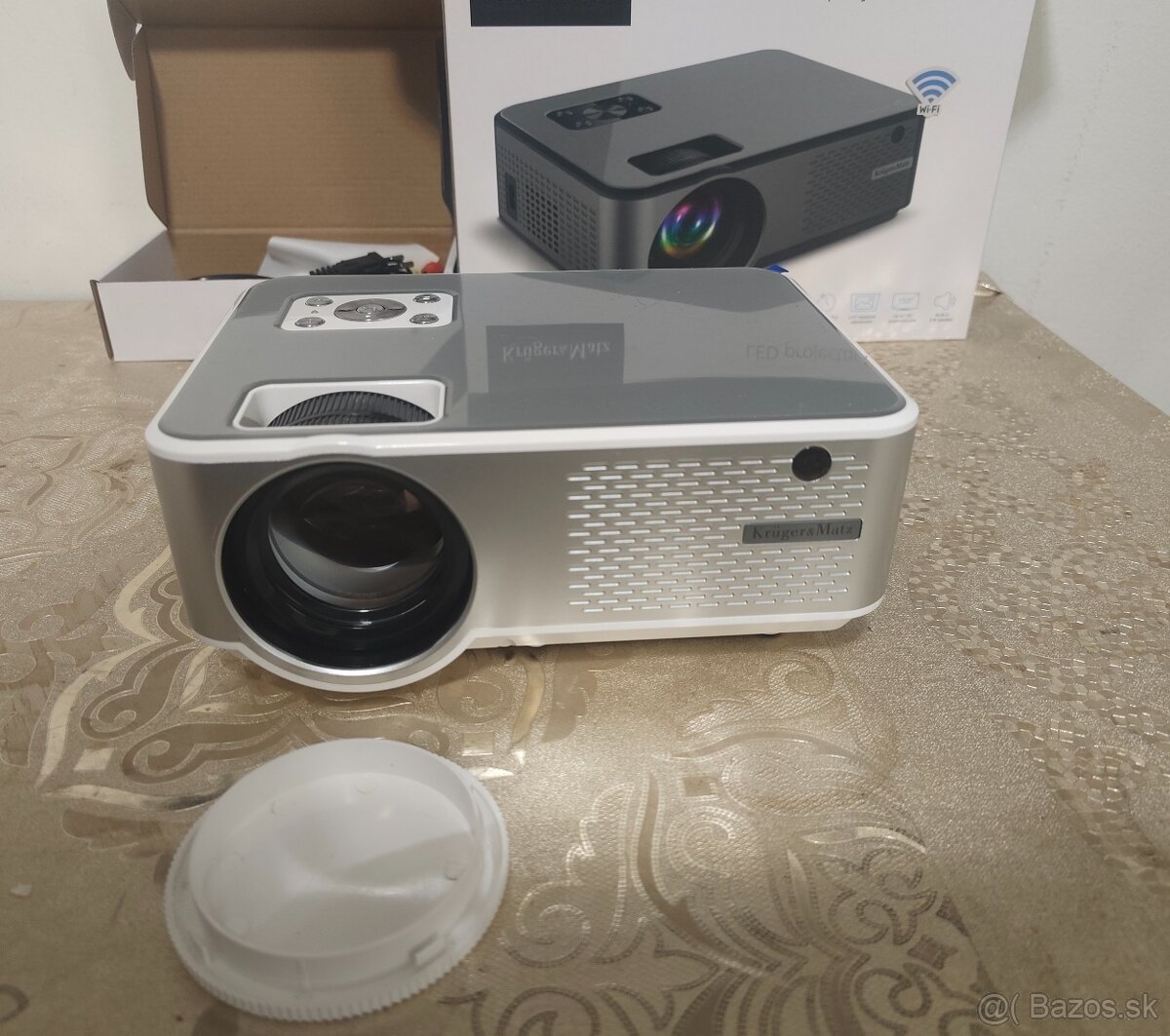 Projektor KRUGER & MATZ s WiFi a bluetooth