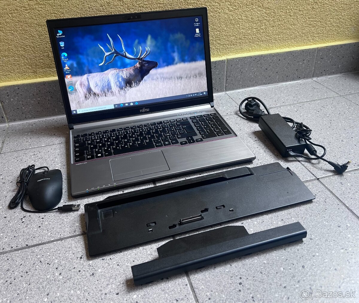 Fujitsu E754 / i5 / 8GB / 256GB / 2x bat. / dock / kovový