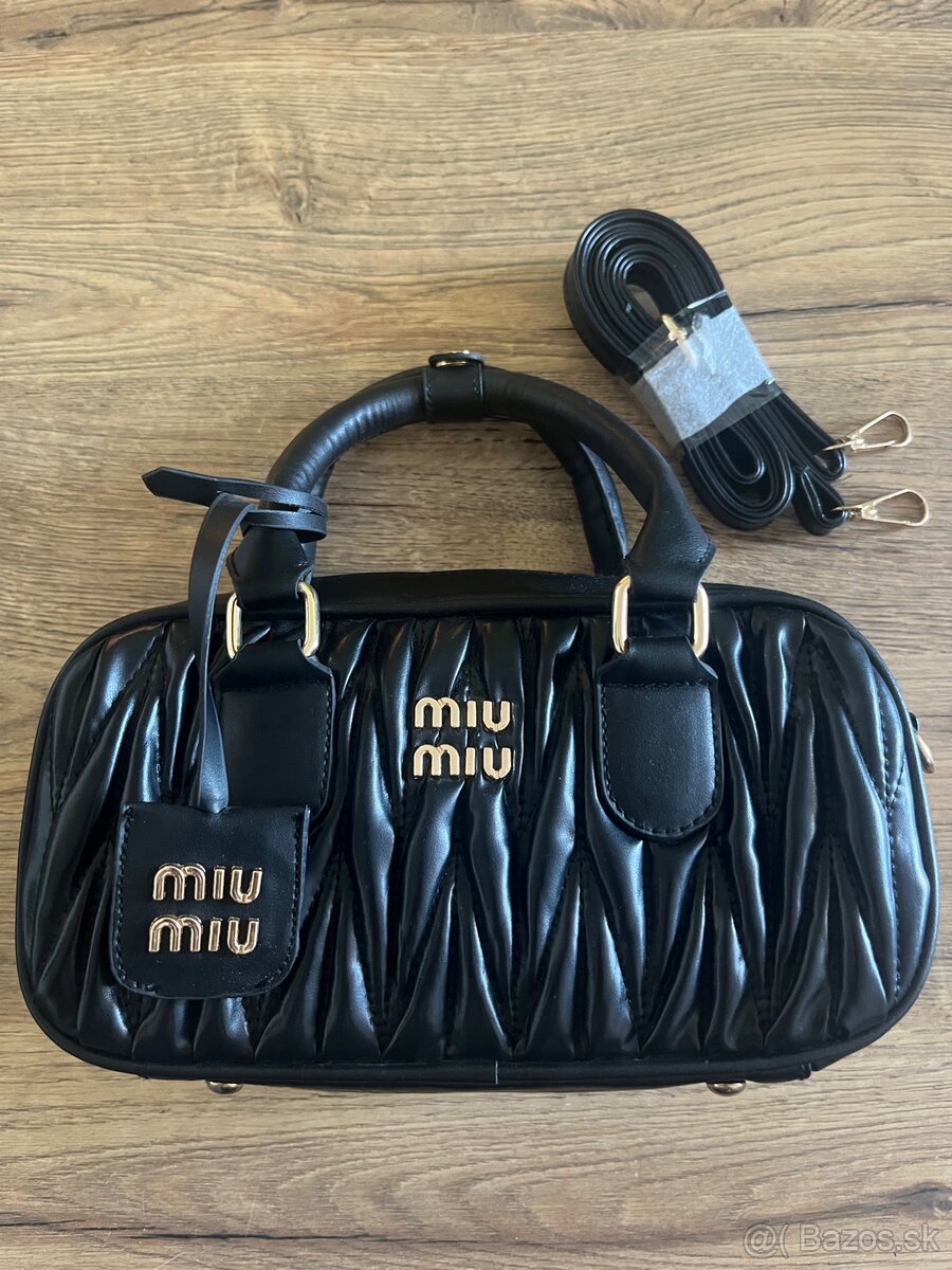 kabelka miu