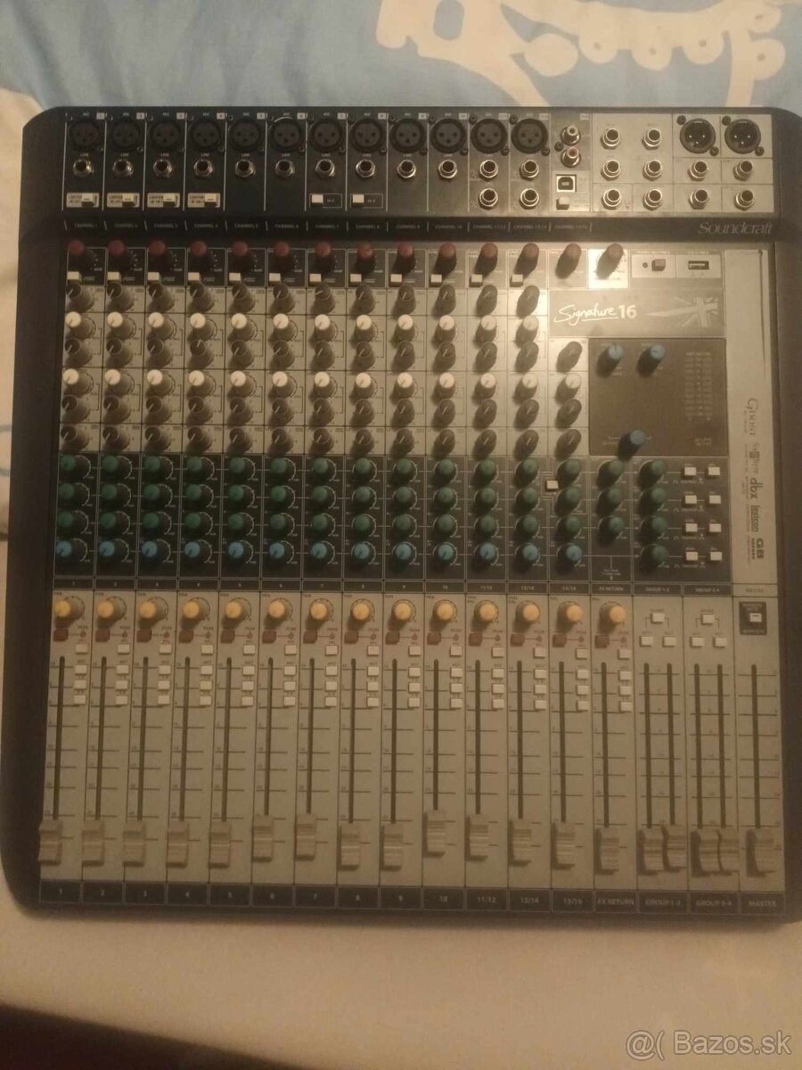 Soundcraft signature 16