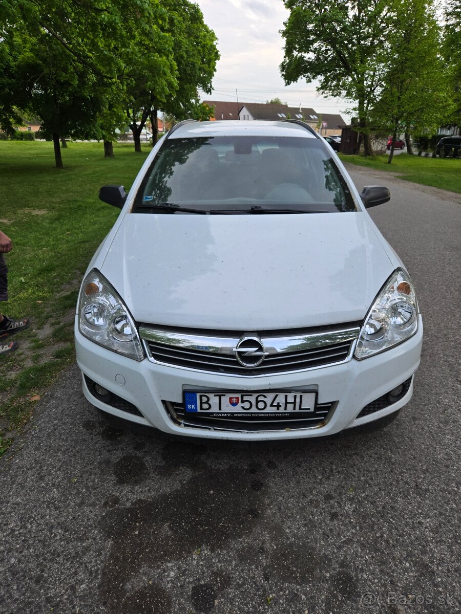 Opel astra H
