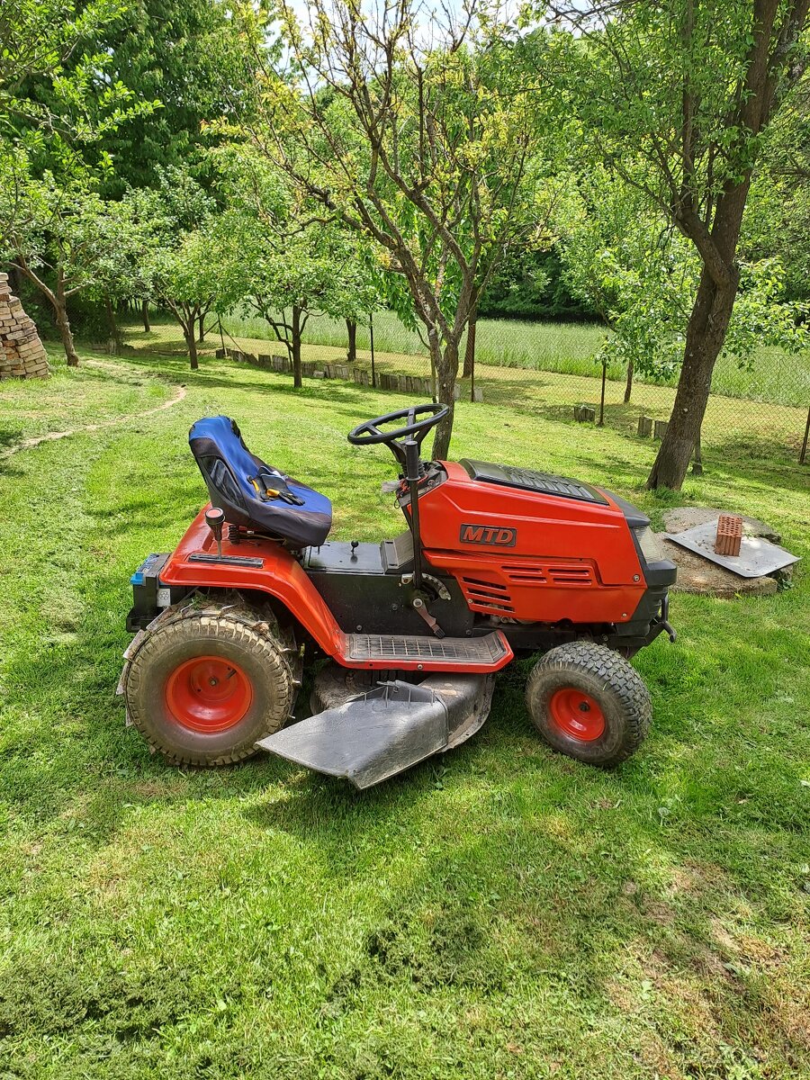 Traktorova kosacka mtd hydrostat