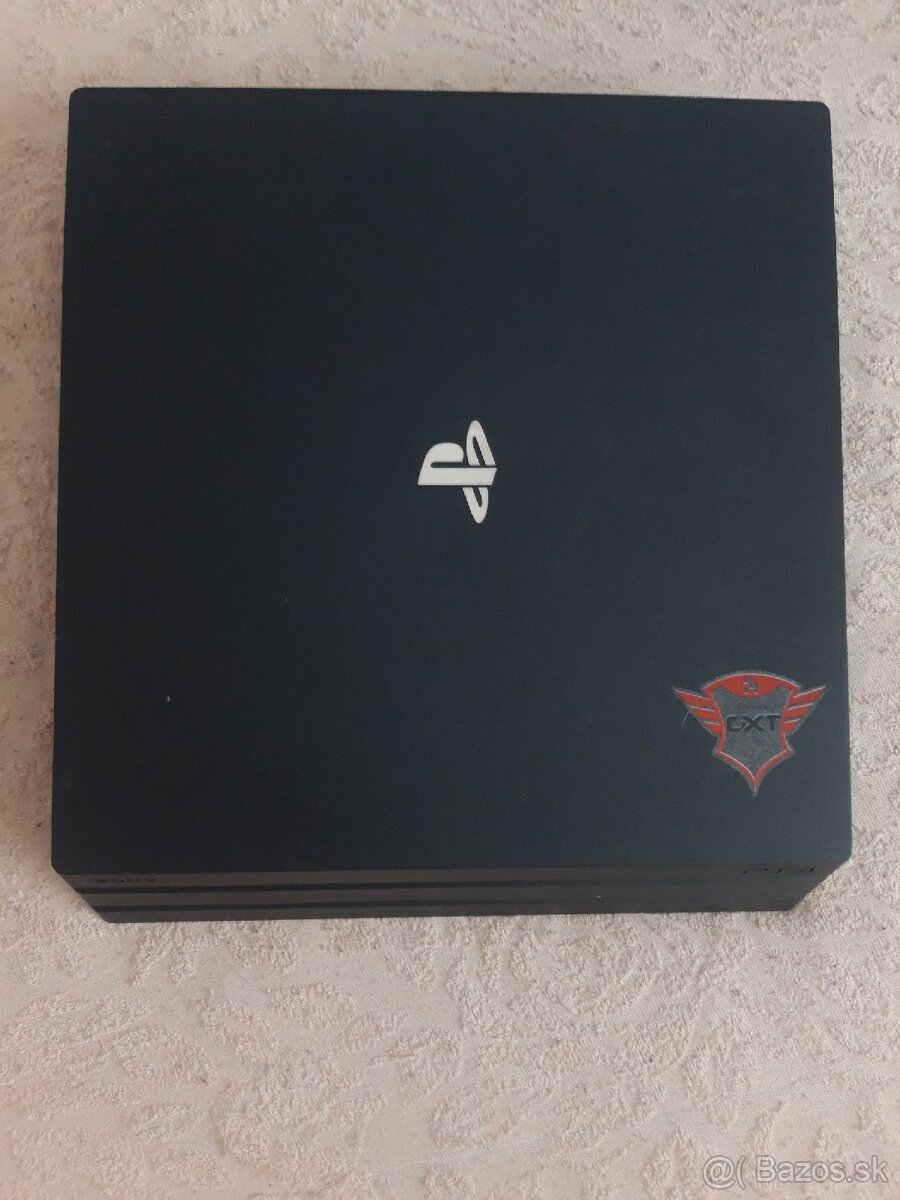 PS4 PRO 1Tb