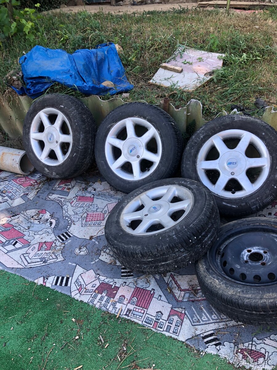 Predam Elektrony rs na Ford Focus mk1