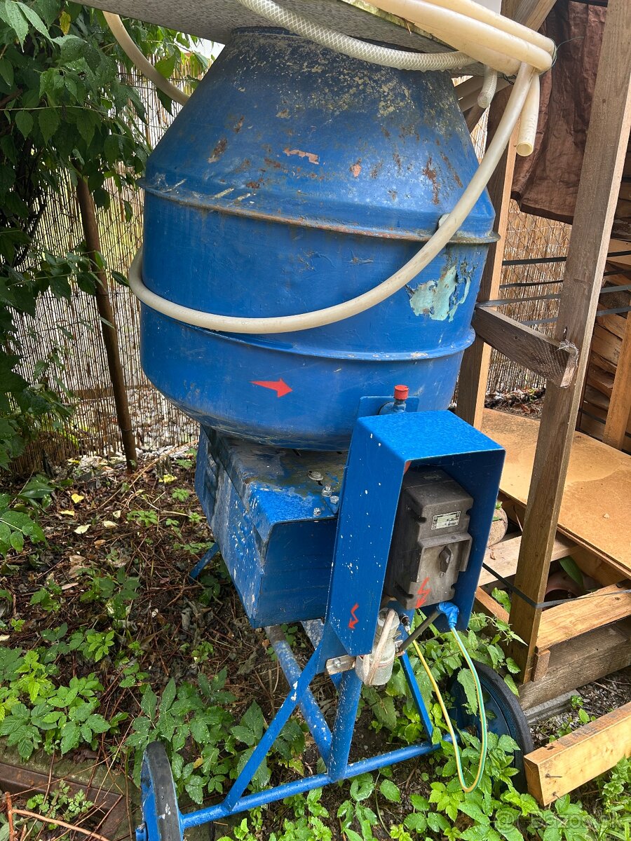 Miešačka 380 V