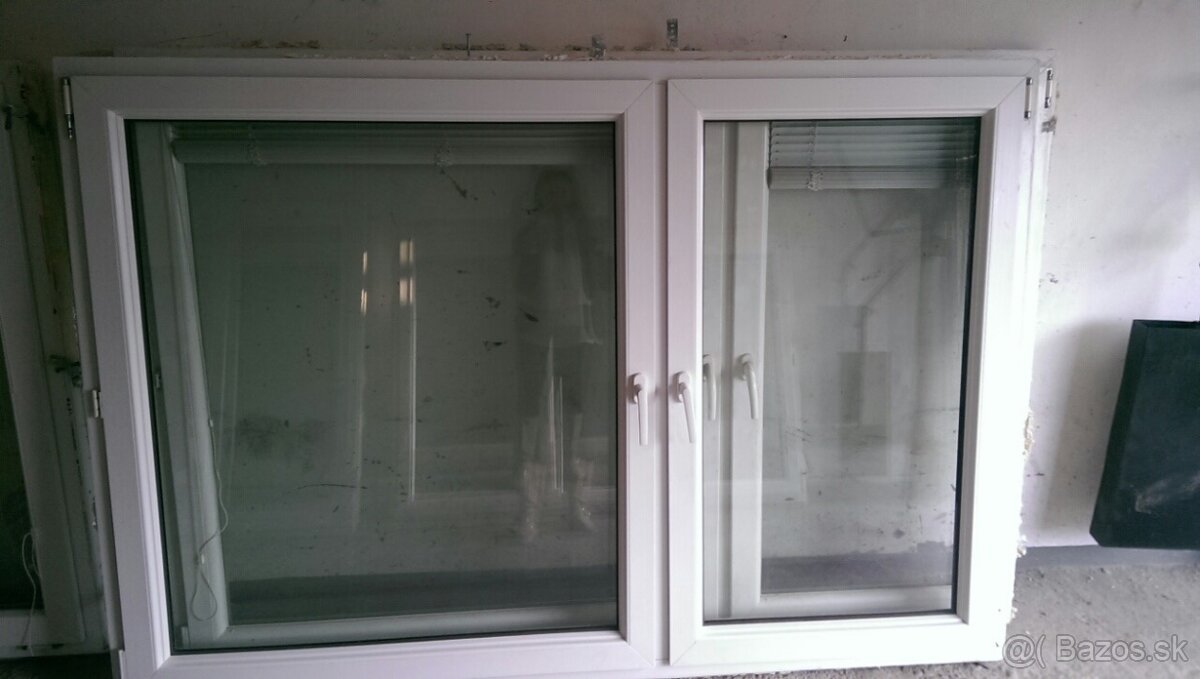 Dvojkridlove plastove okno