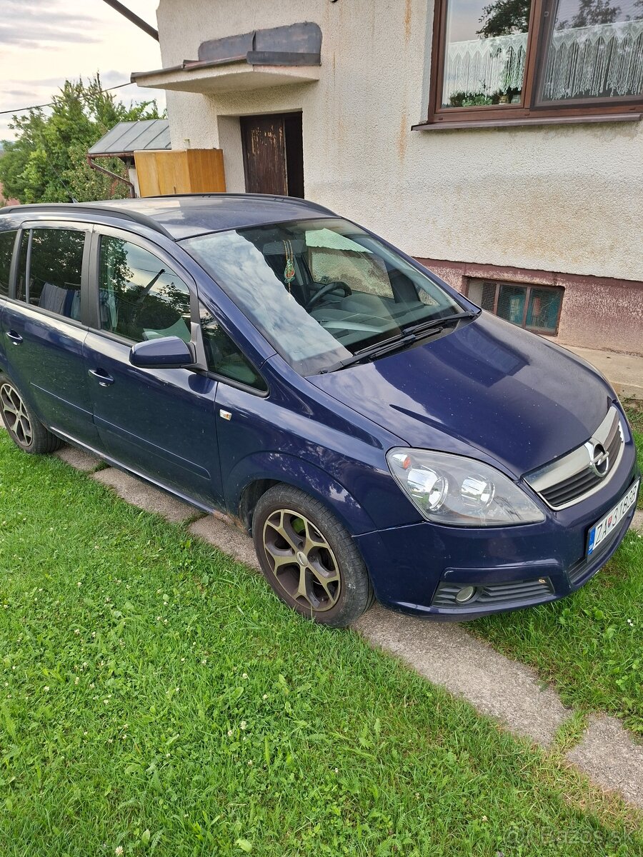 Opel Zafira B 2006