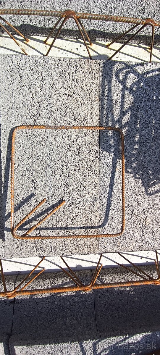 Oceľové strmienka R6 25x25