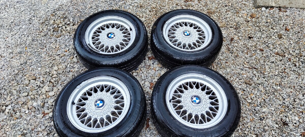 BMW 5x120 r15