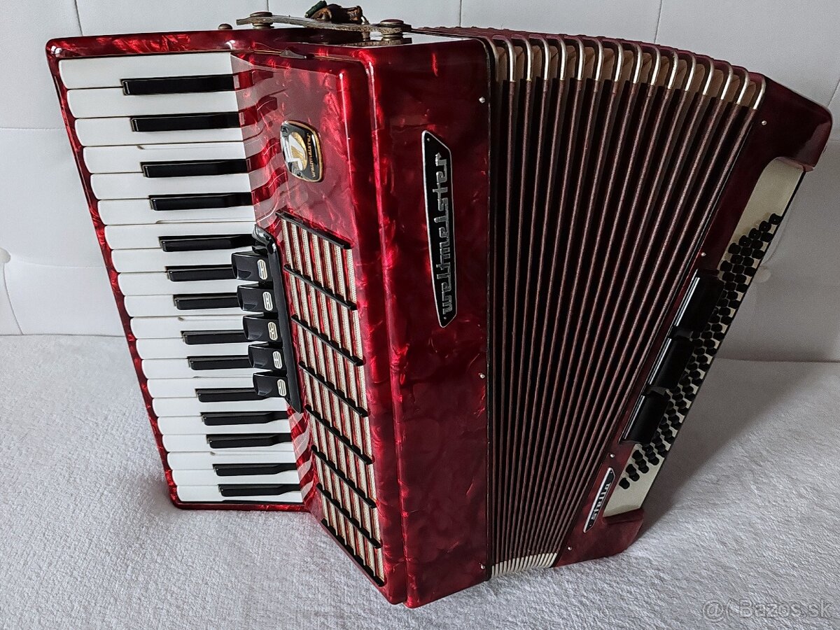Predam akordeon Weltmeister Stella 80 bas.