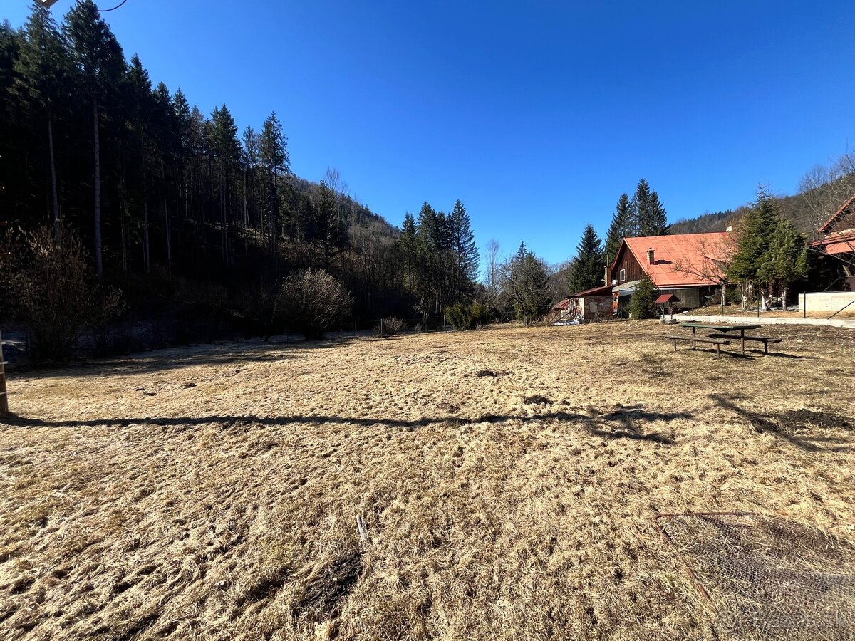 Stavebný pozemok Bystrá 500m2