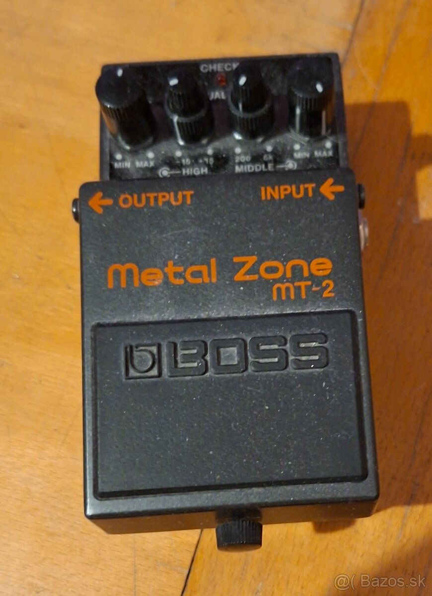 Boss METAL ZONE MT-2