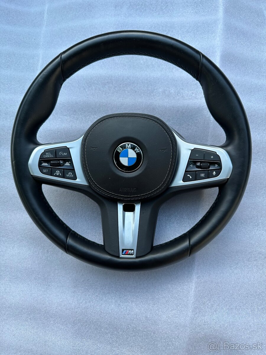 Bmw volant M-sport vyhrievany