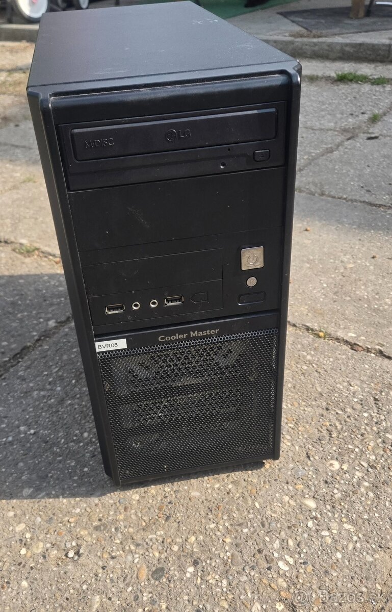 Intel(R) Core(TM) i5-6400 CPU 2、70GHz 2.70 GHz Ram DDr4 4Gb