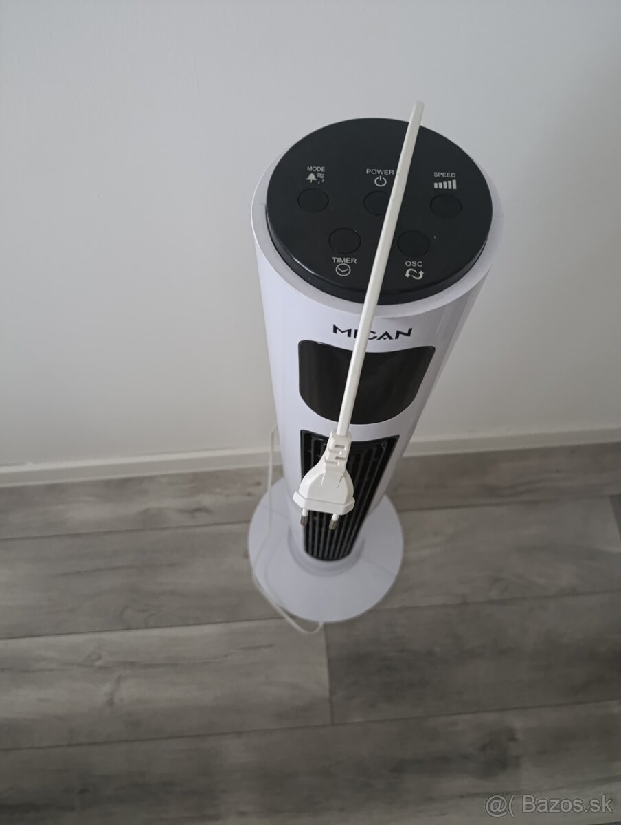 Stĺpcový ventilátor na ovládanie (ovládač je súčasťou)