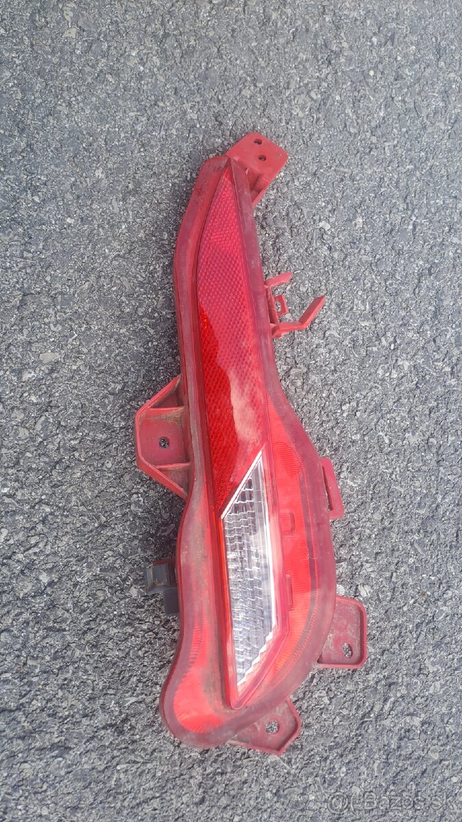 Kia ceed zadna pravá hmlovka combi