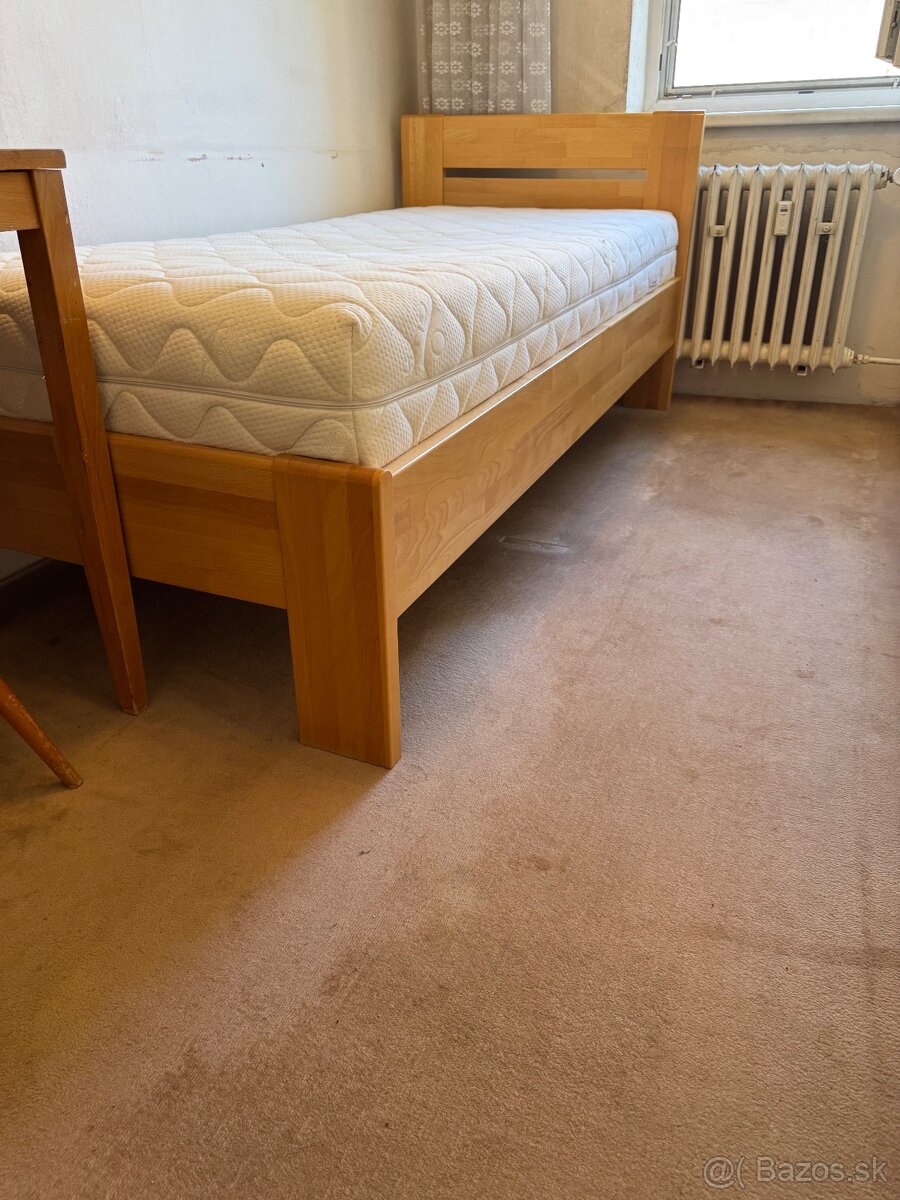 Postel s kvalitnym matracom