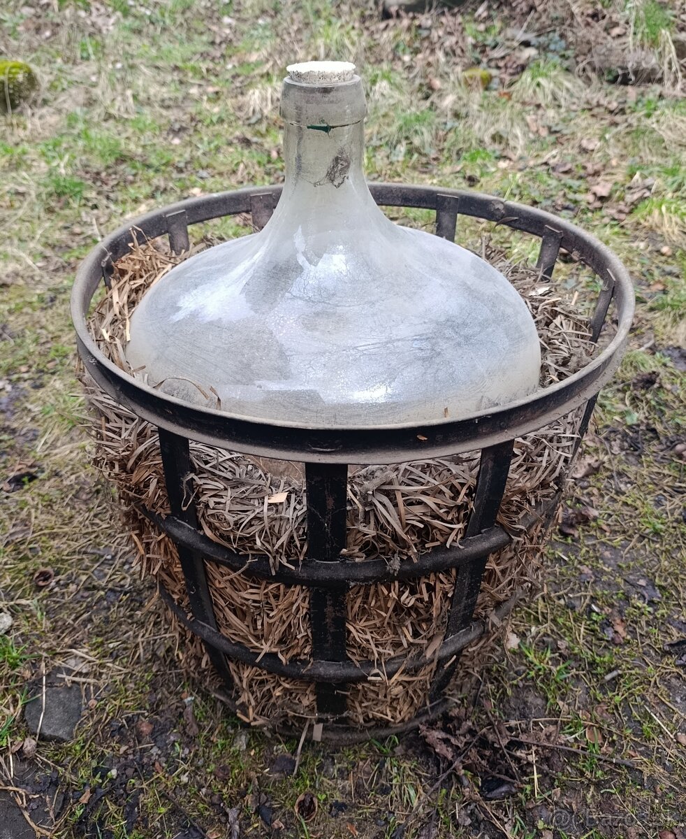 Demižón 70l a 25l