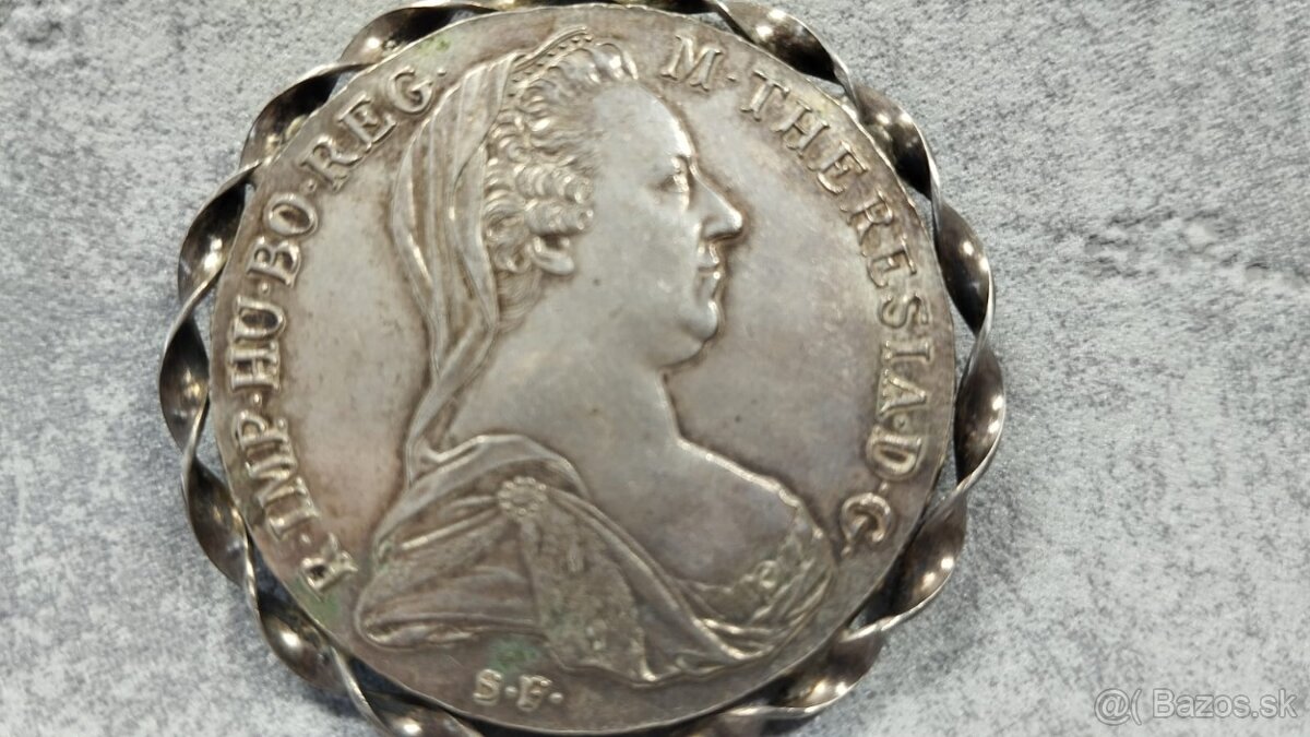Velká stříbrná mince - tolar Marie T,