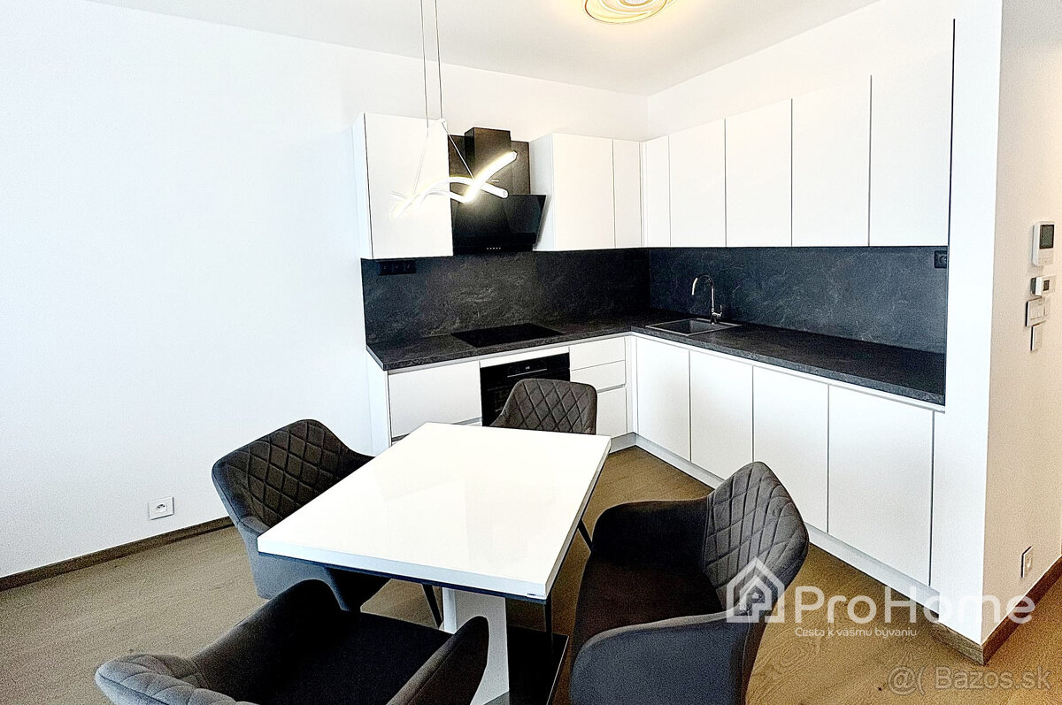 Na prenájom 2-izbový by v Eurovea Tower s výhľadom na Dunaj