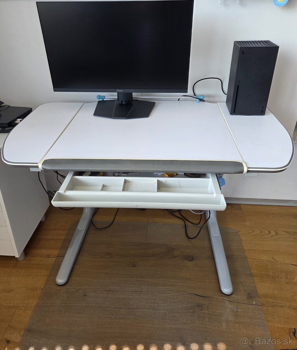 Mayer - detsky rastuci stol a ergonomicka stolicka