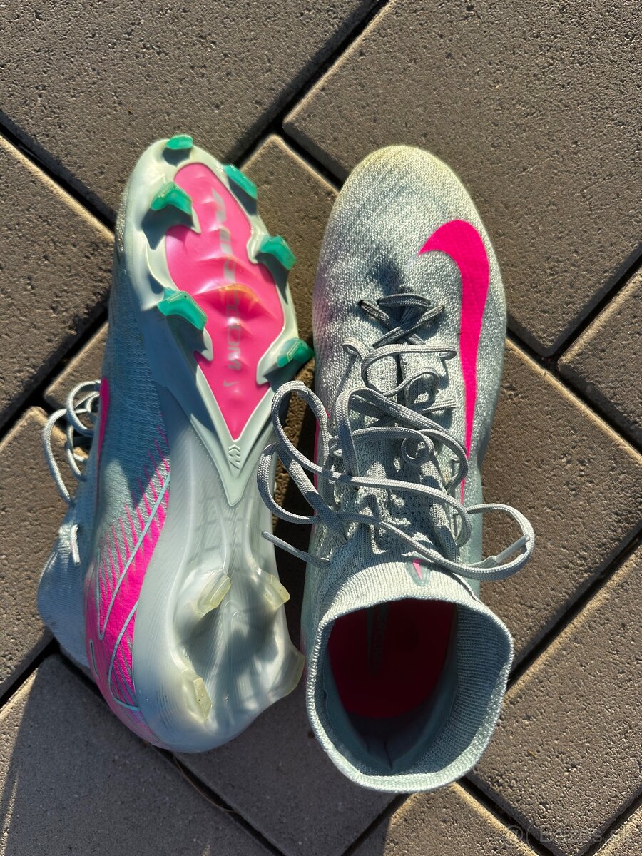 Nike mercurial superfly