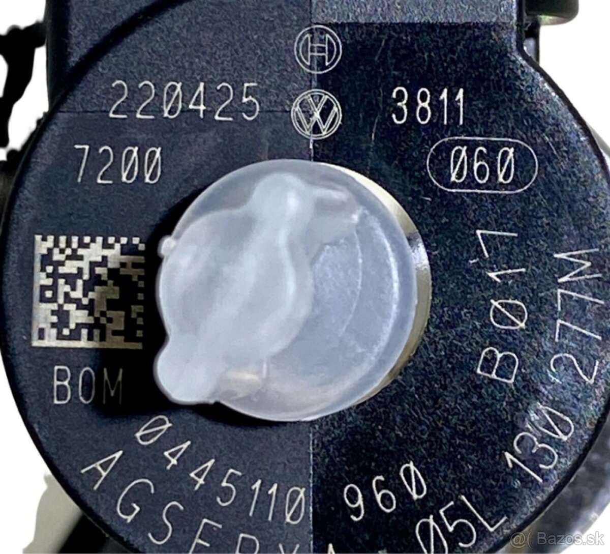 Vstrekovač VW 05L130277M