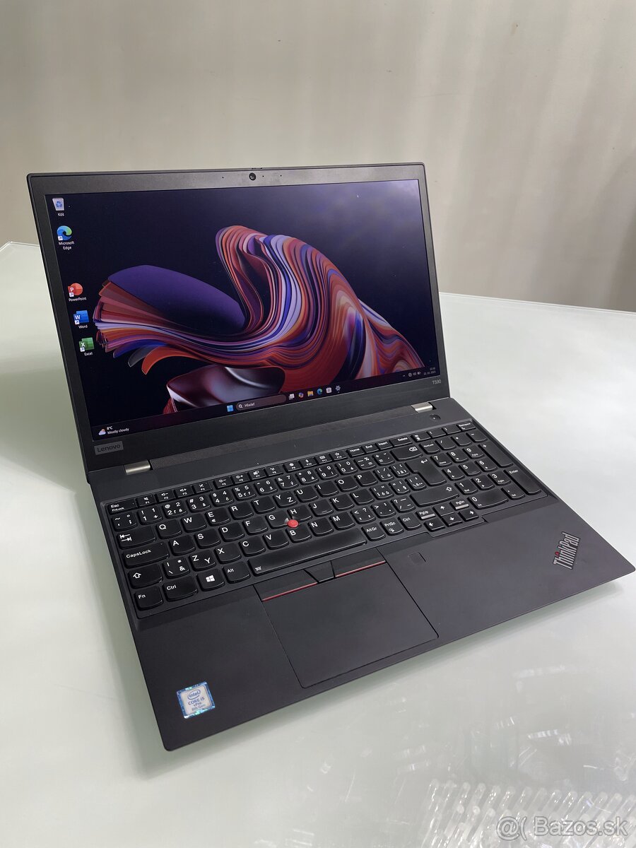 Lenovo ThinkPad T590 i5 / 16GB / 256 GB SSD dotykový