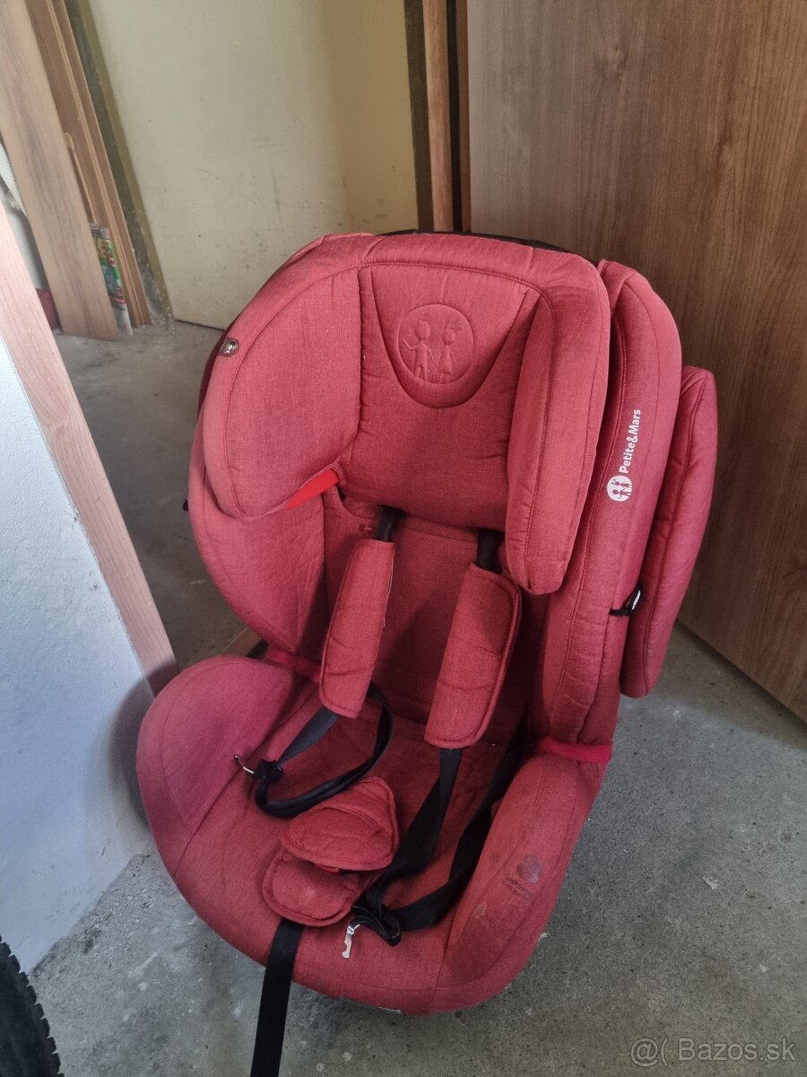 Autosedačka Petite&Mars