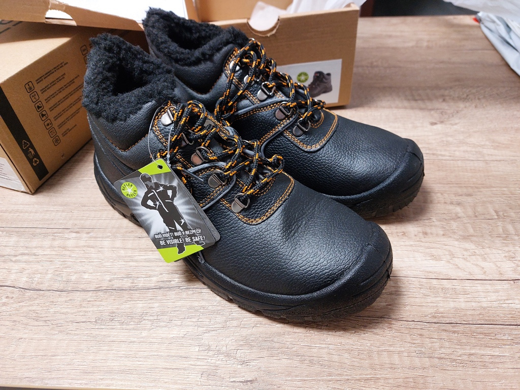 pracovná obuv CXS Stone Apatit Winter S3 45