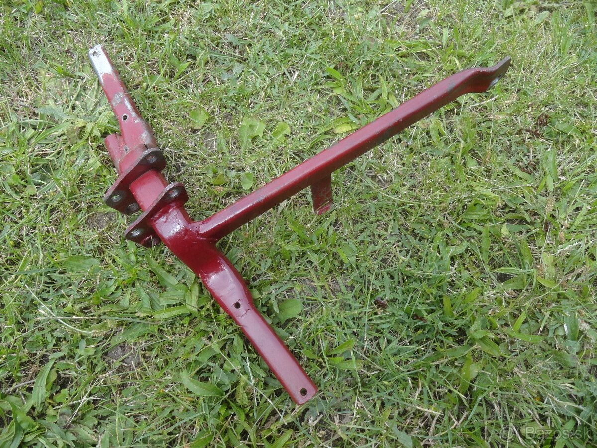 Jawa 20 Pionier stupačkový kríž