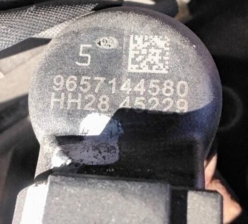 predám TRYSKY 9657144580, VSTREKOVACIE ČERPADLO K06_01 A2C27