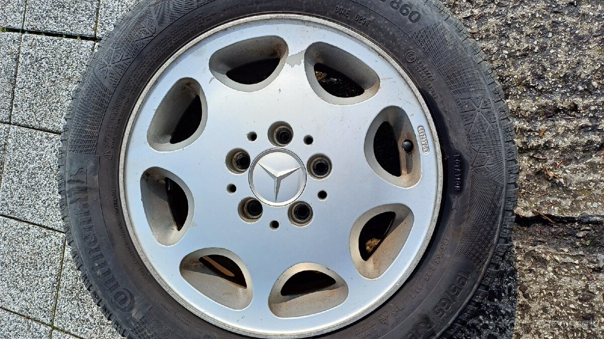 Kúpim 1 disk 15" Mercedes w124