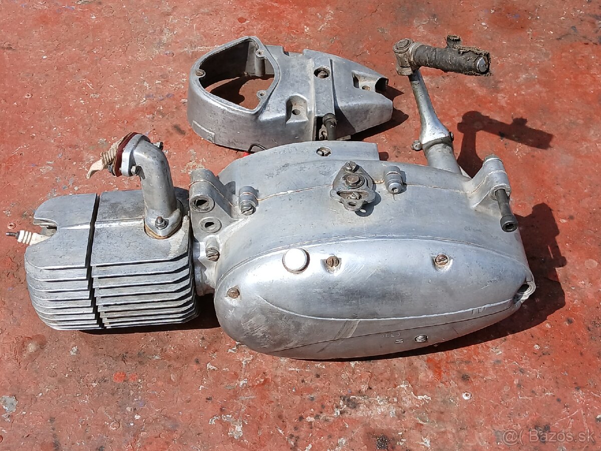 Predám motor po GO na Jawa Pionier