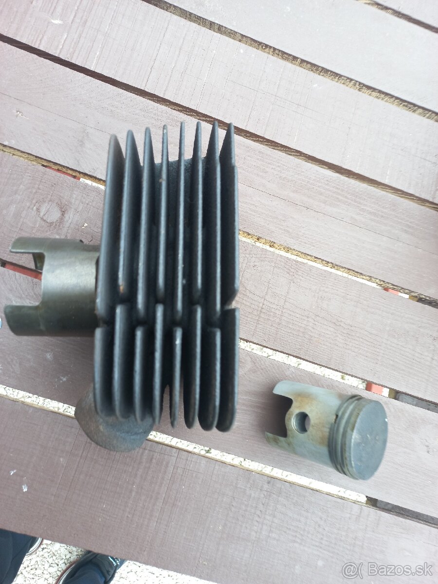Valec cz 175 . 477 487
