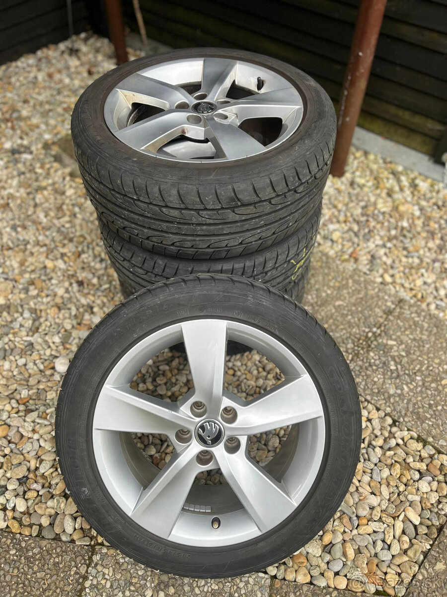 SKODA 215/45 r16 komplet sada
