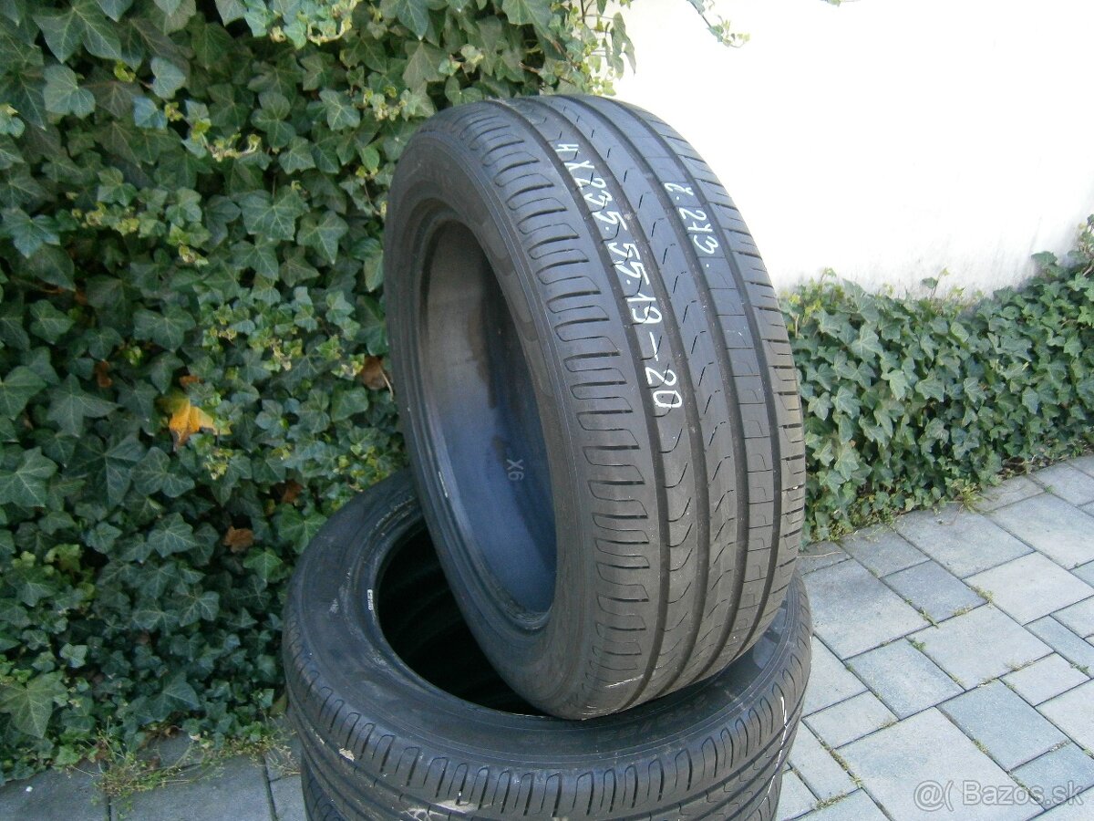 Predám 4x letné pneu Pirelli 235/55 R19 101YXL