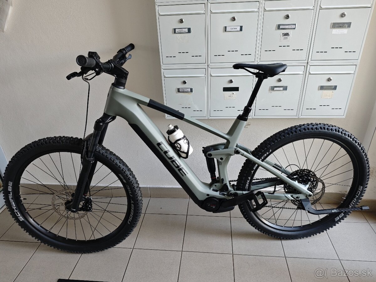 Cube stereo hybrid 140 HPC Pro 750