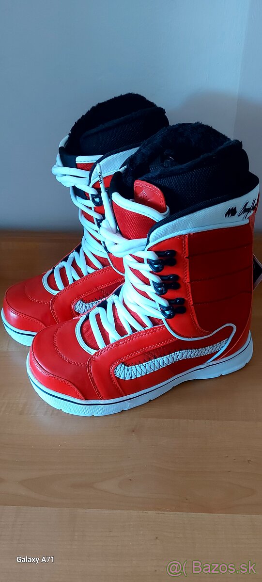 Snowboardove topanky Vans