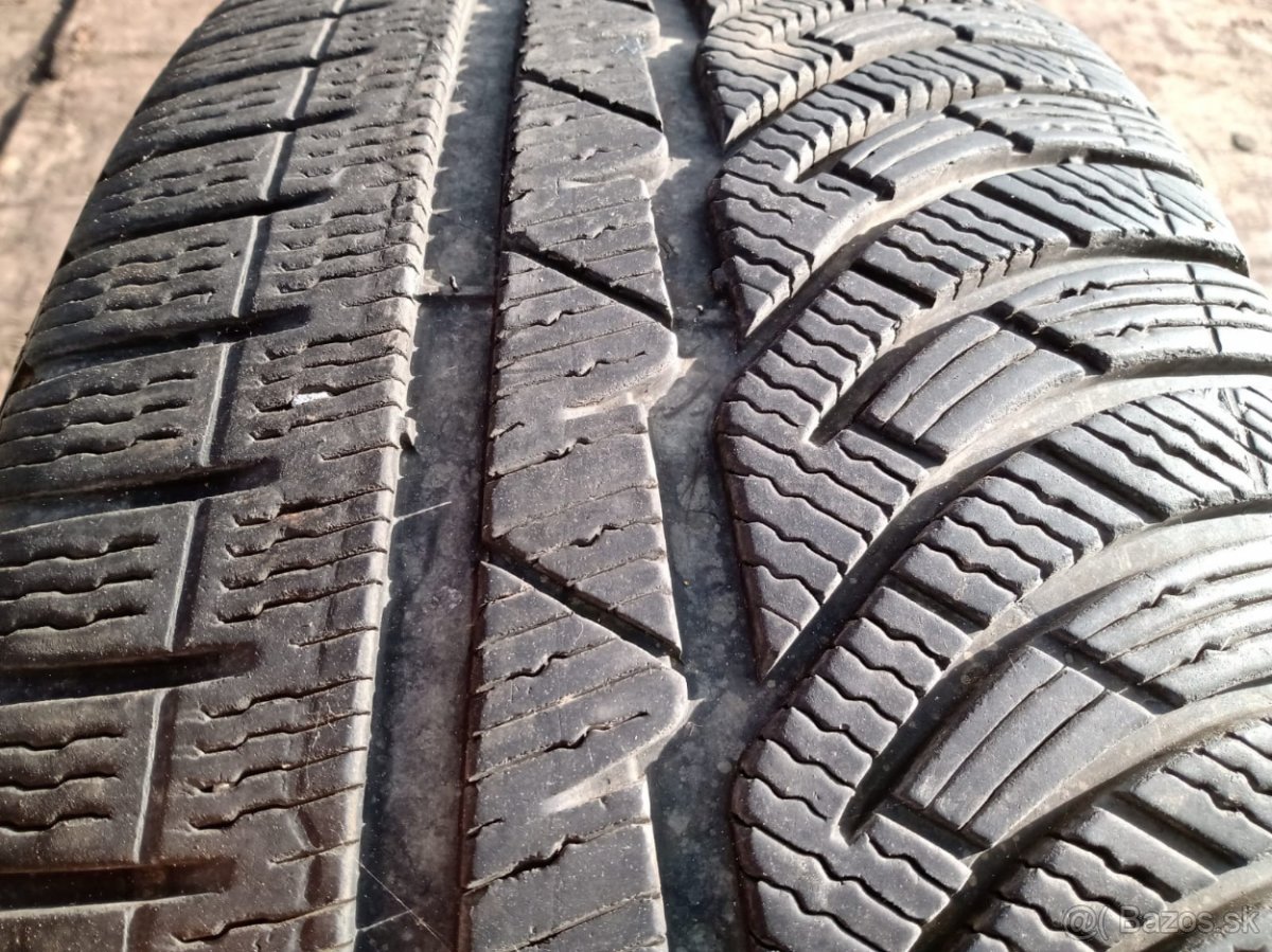 Predam 1ks zimnej pneu Michelin