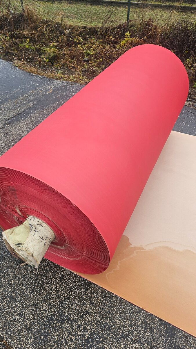 nový dopravníkový pás - červený šírka 130cm - 170cm