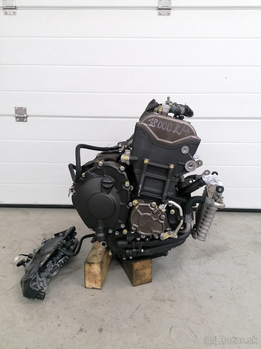 MT10