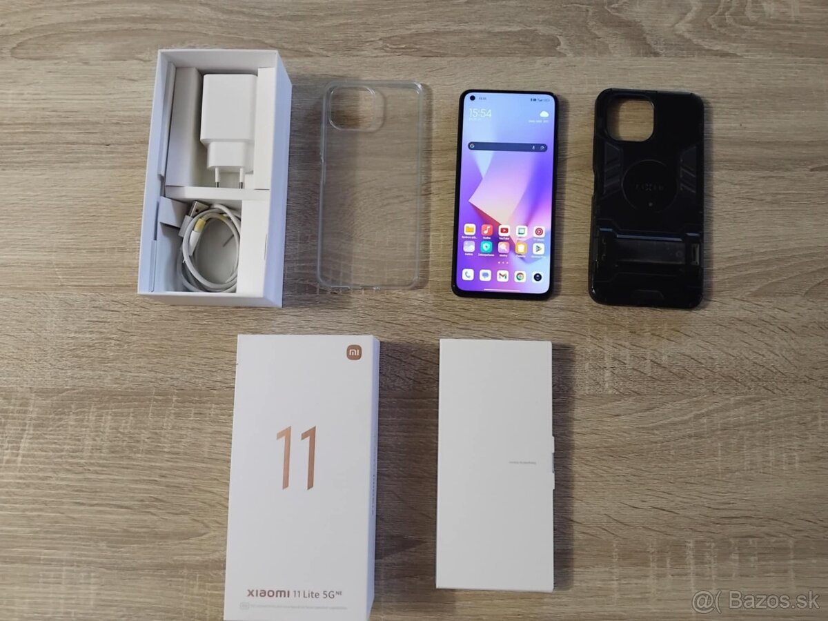 Xiaomi 11 Lite 5G NE / 8GB/128GB TOP stav