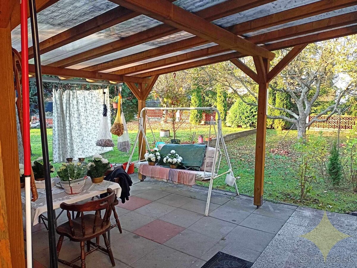 Predaj - výmena 2-oj generačný rodinný dom s veľkým pozemkom