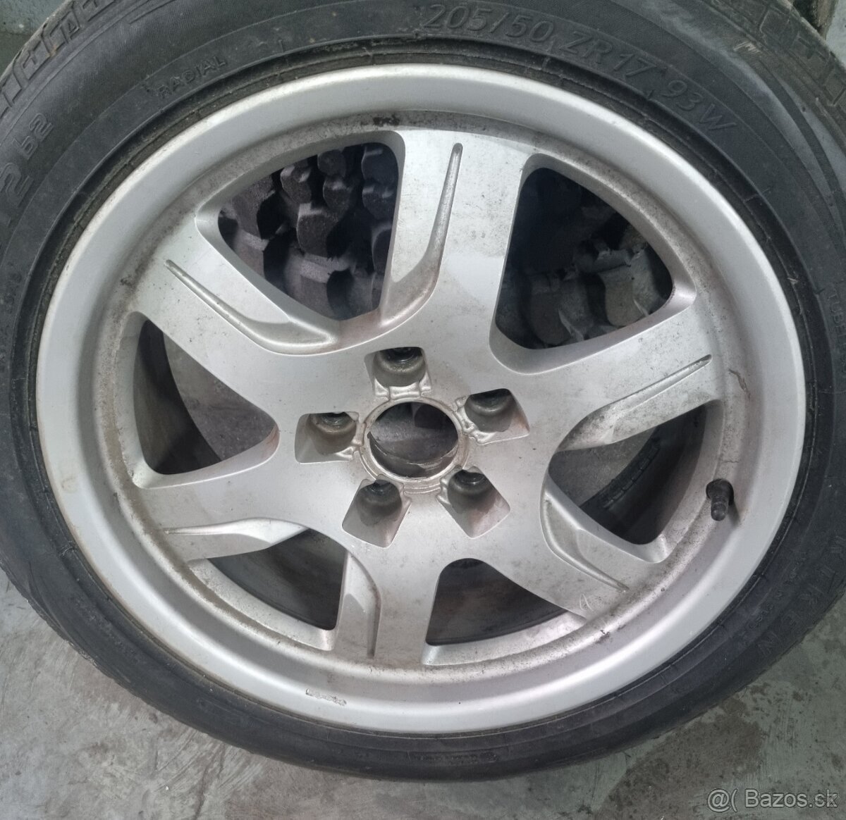 Audi alu kola 17"palcová,rozteč 5x112