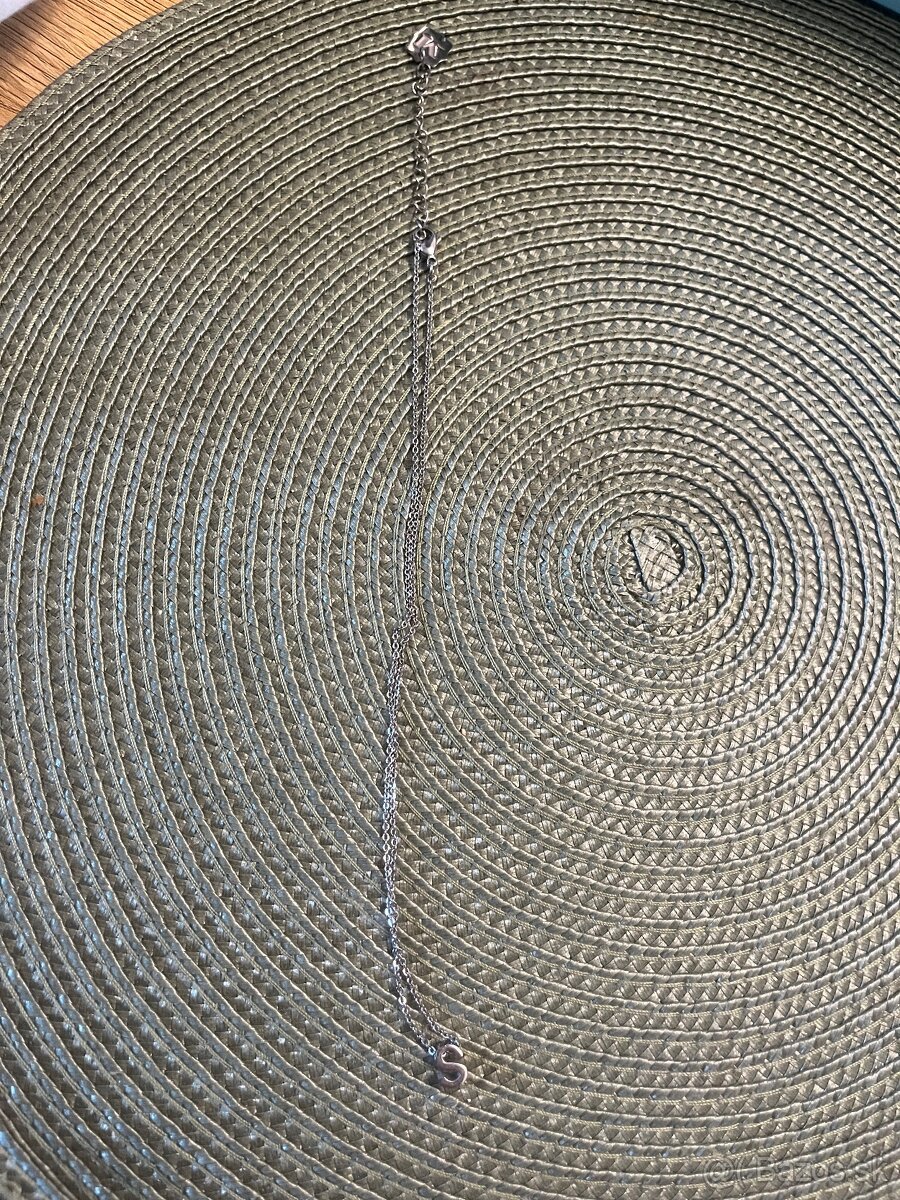 Strieborný náhrdelník