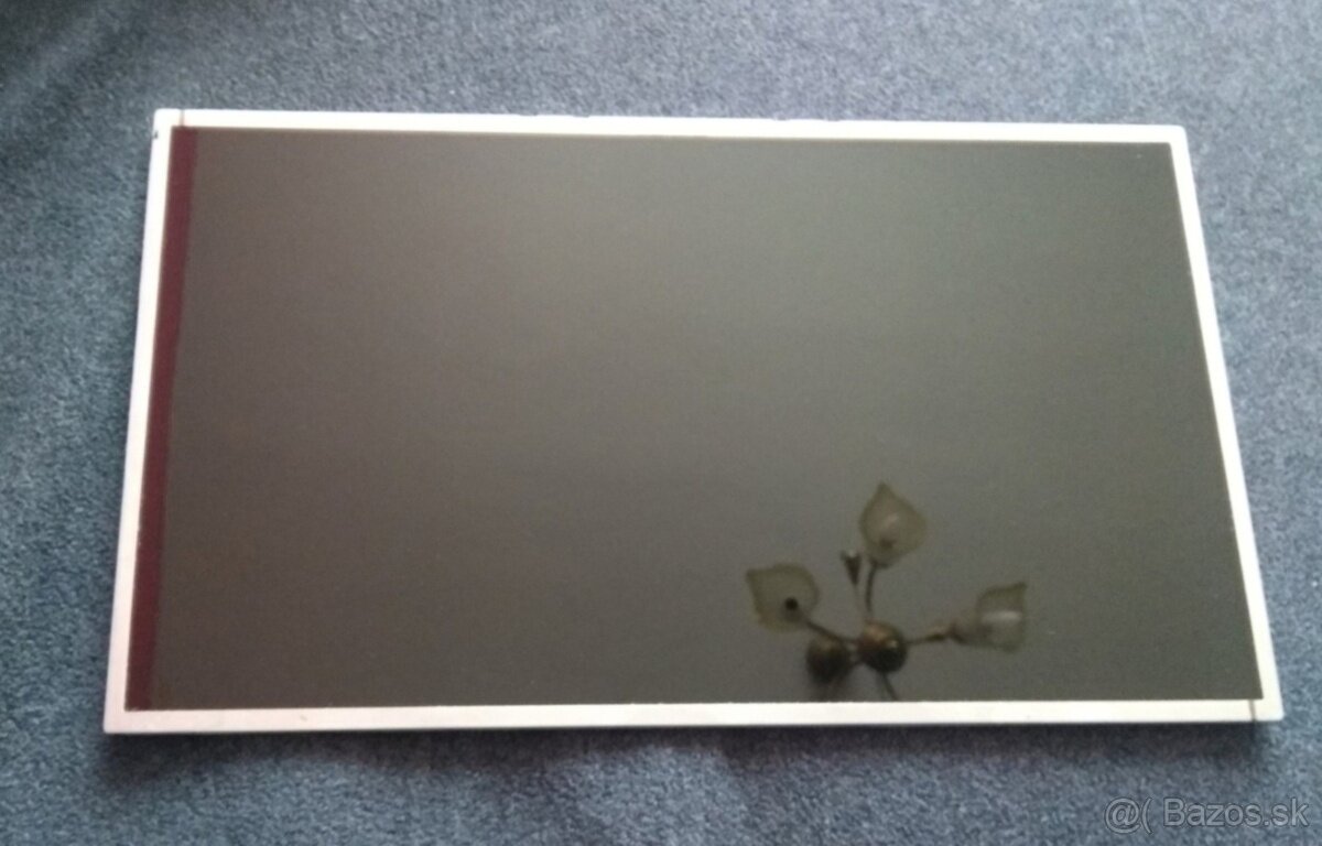 predám 15,6" LED LCD display 40 pin ,napájanie vpravo